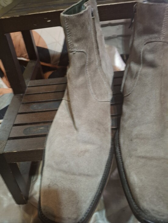 Men\'s Suede Chelsea Boots - Taupe Gray main image 10